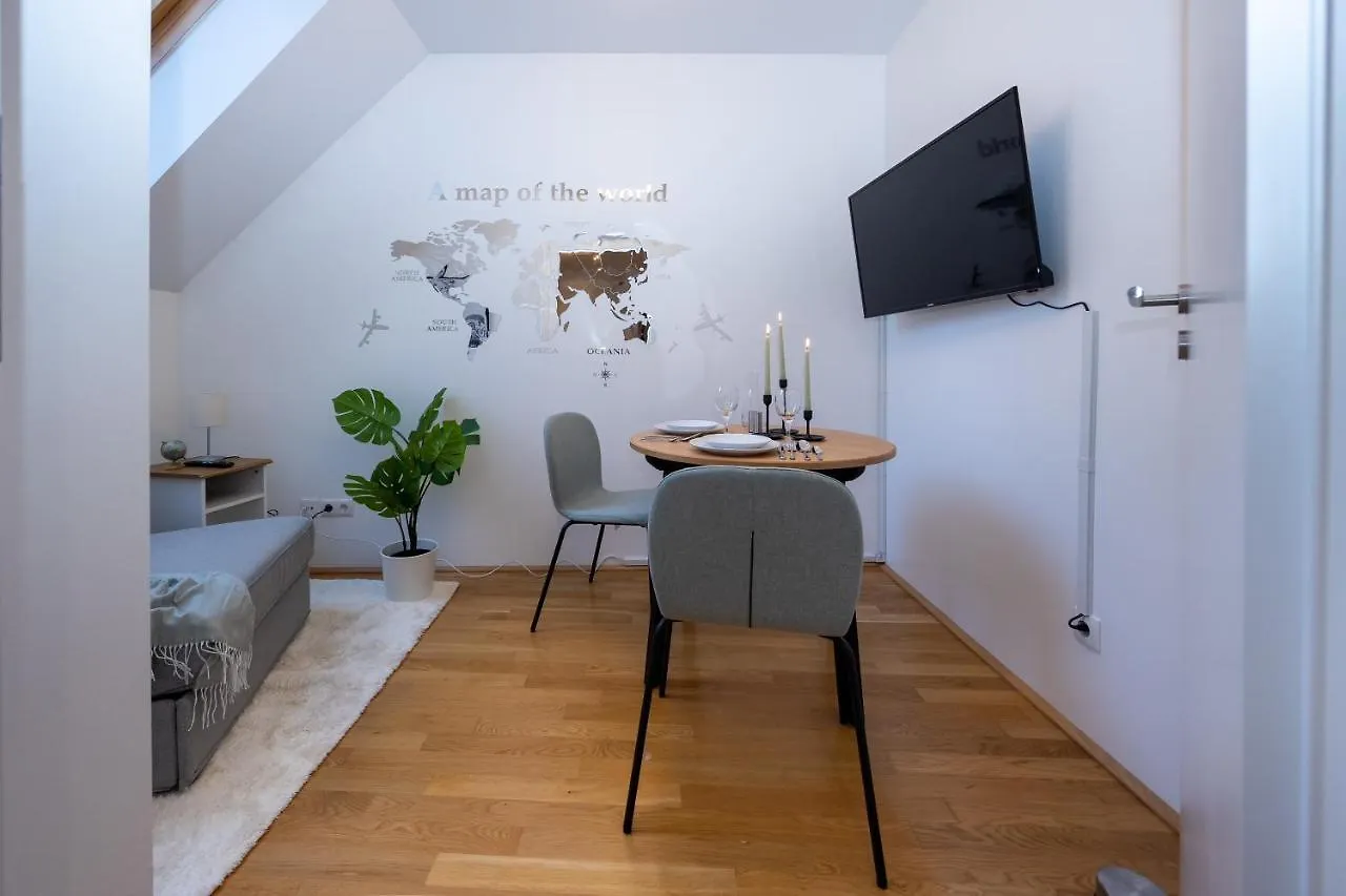 Rooftop Cozy Apartment Near Innerstadt With Ac Wenen