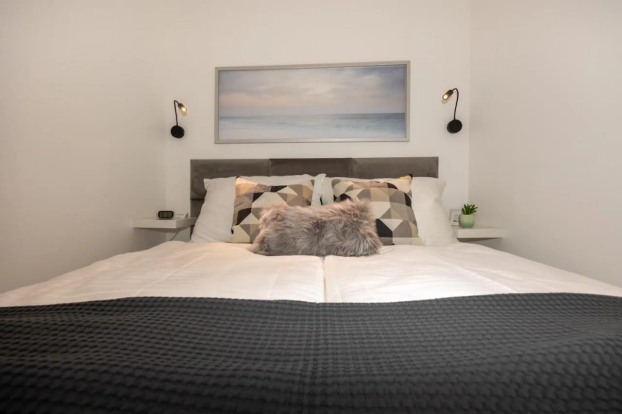 Rooftop Cozy Apartment Near Innerstadt With Ac Wenen